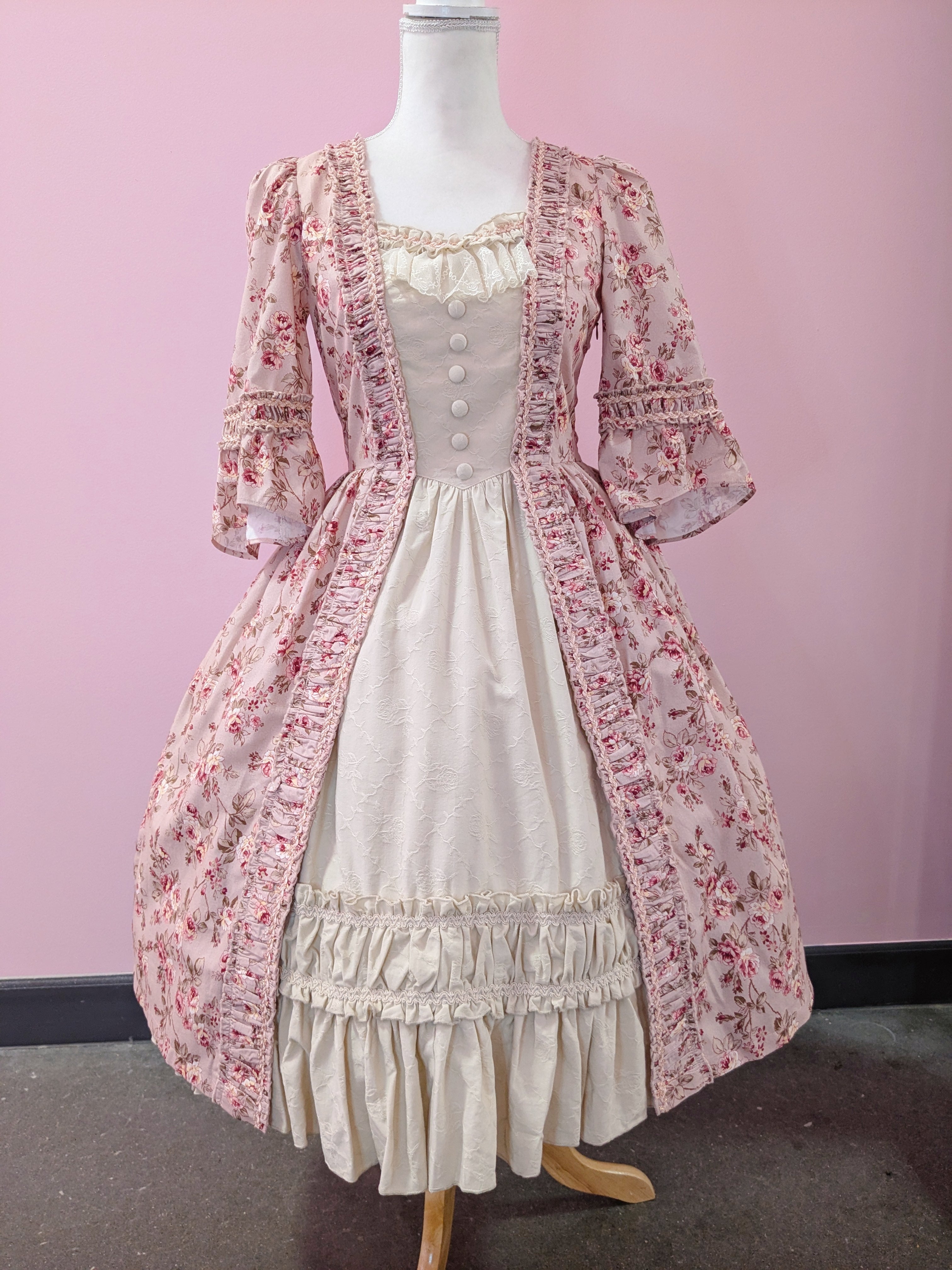 Rococo Robe Rippling Blossom Rococo Robe Onepiece in Lilac – Lolita Collective