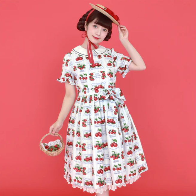 Melody BasKet – Lolita Collective