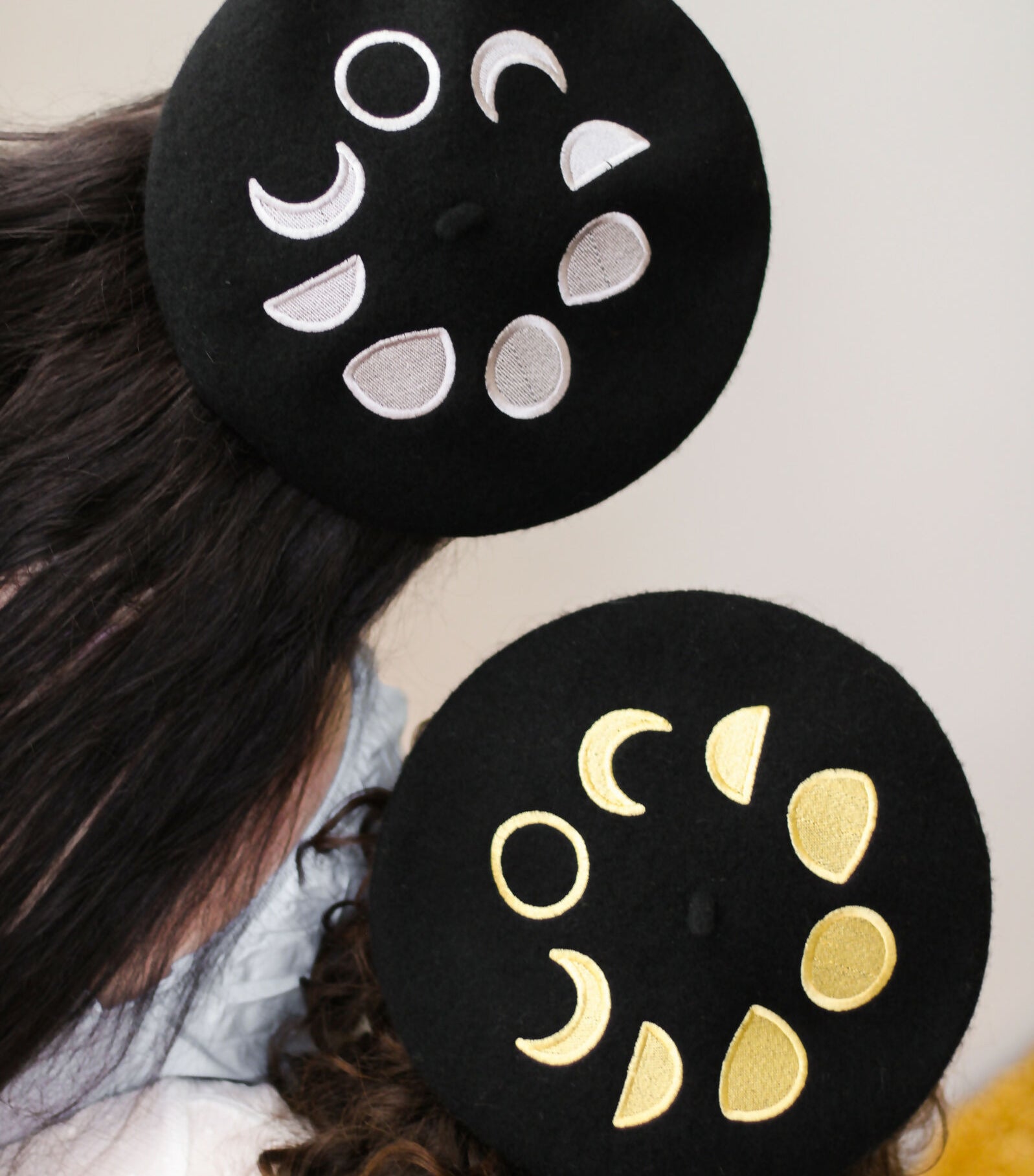 moons00001